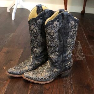 EUC Corral Vintage Womens Boots 10